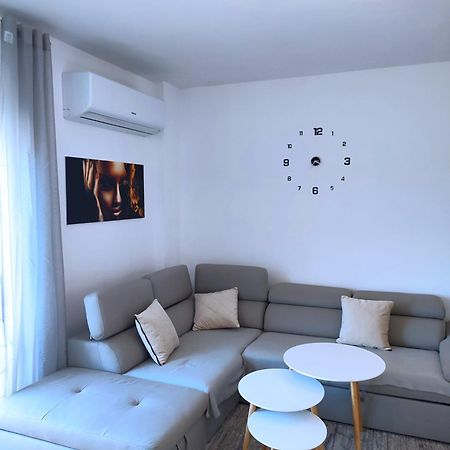 Sabi Apartment Golem Qerret מראה חיצוני תמונה